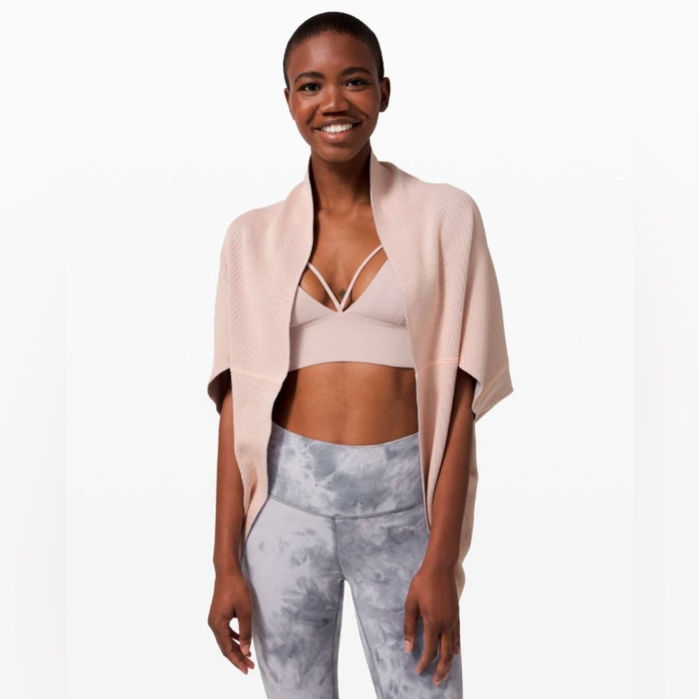 lululemon Exaltation Wrap - Ballet Slipper / Stargaze